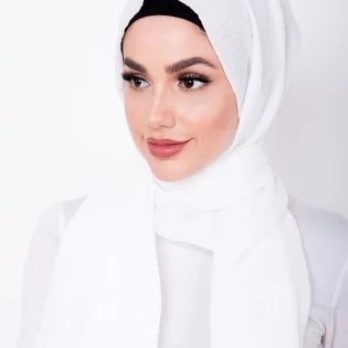 White Crinkle Scarves (Pack of 12)